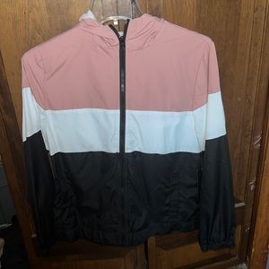 Lightweight Windbreaker